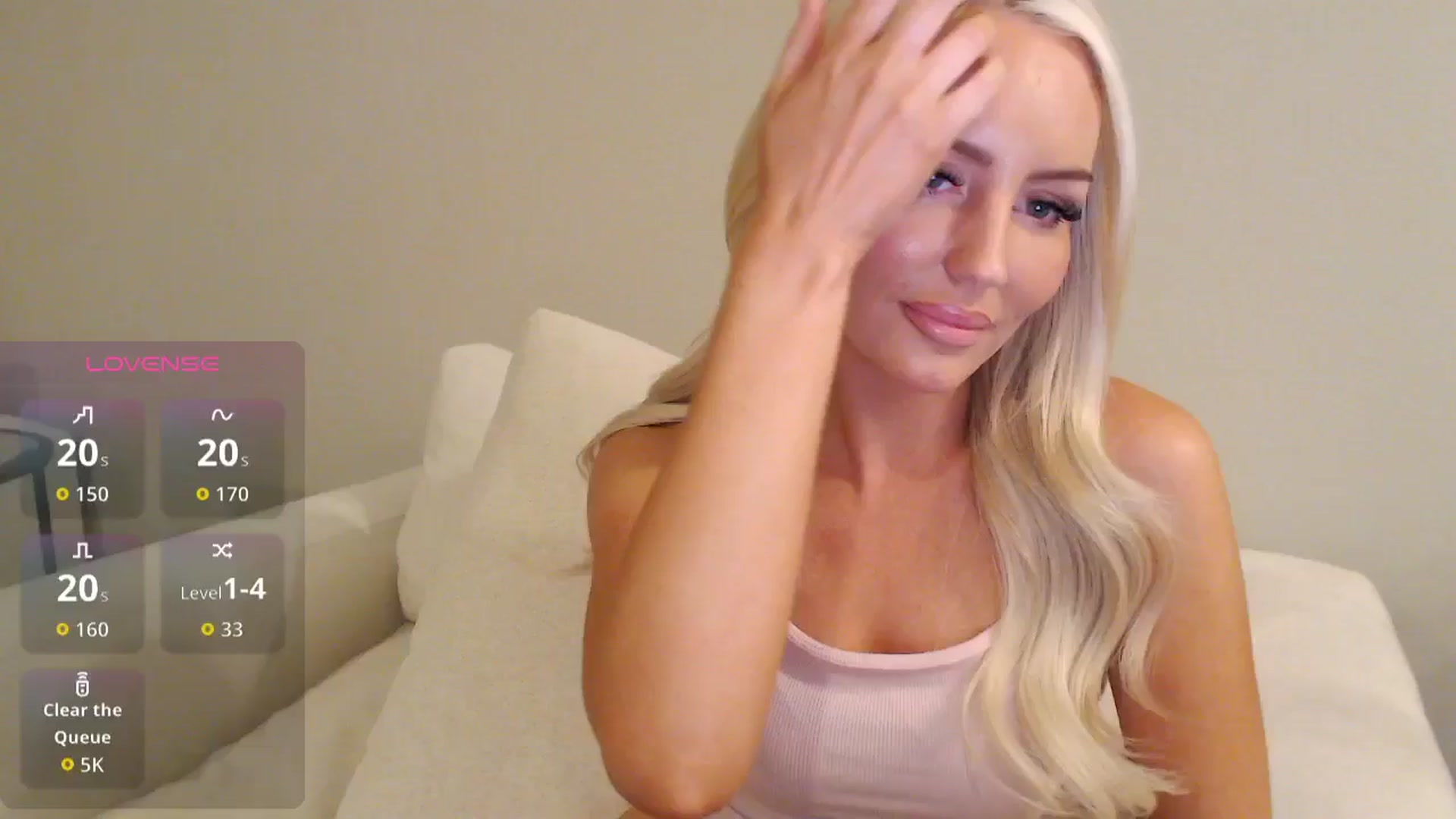 Gallery image thumbnail from Officialelsa's myfreecams stream on, 10/17/2025, 03:49 image 11 of 20