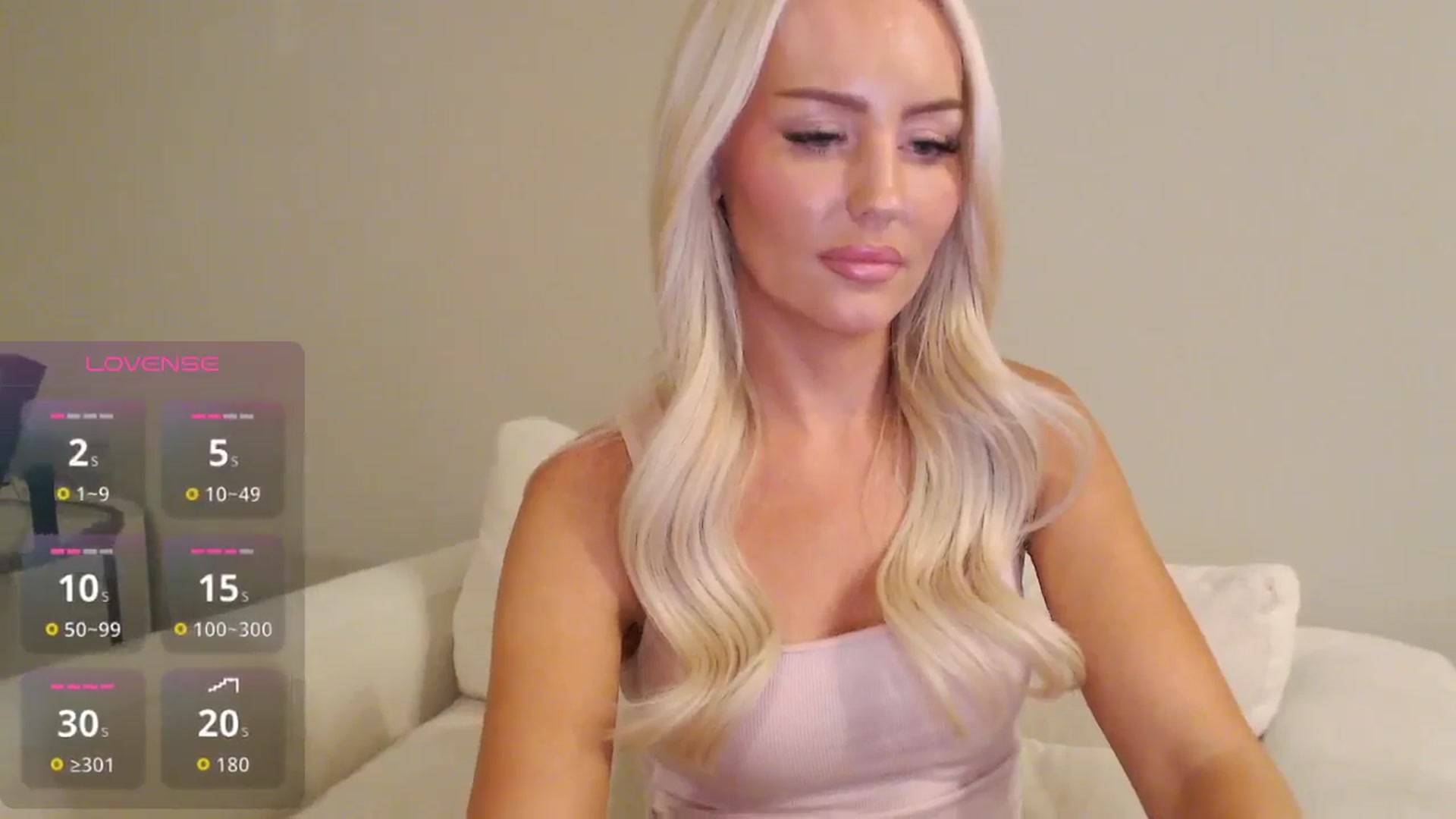 Gallery image thumbnail from Officialelsa's myfreecams stream on, 10/17/2025, 04:29 image 20 of 20