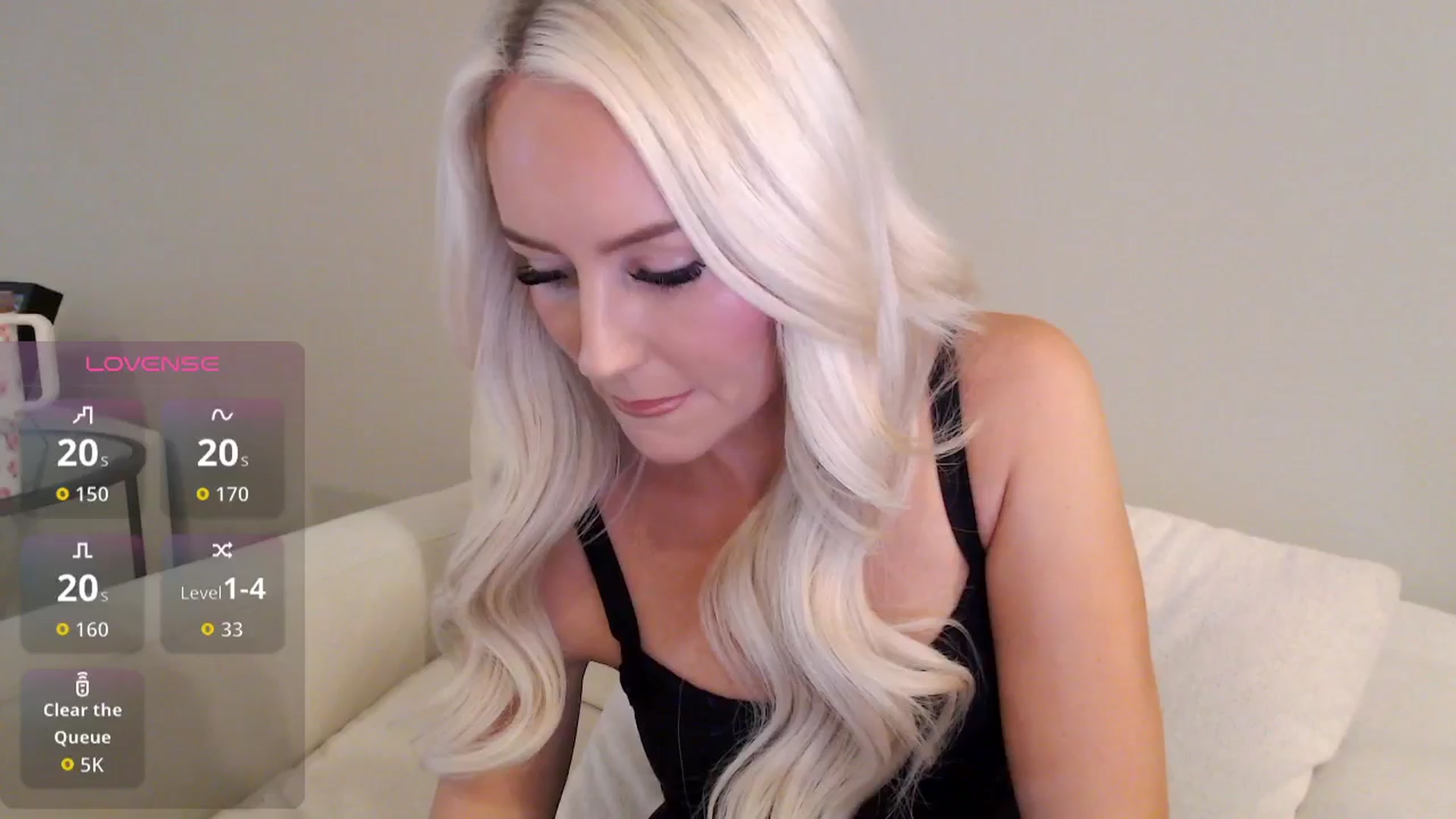Gallery image thumbnail from Officialelsa's myfreecams stream on, 10/24/2025, 21:19 image 1 of 20