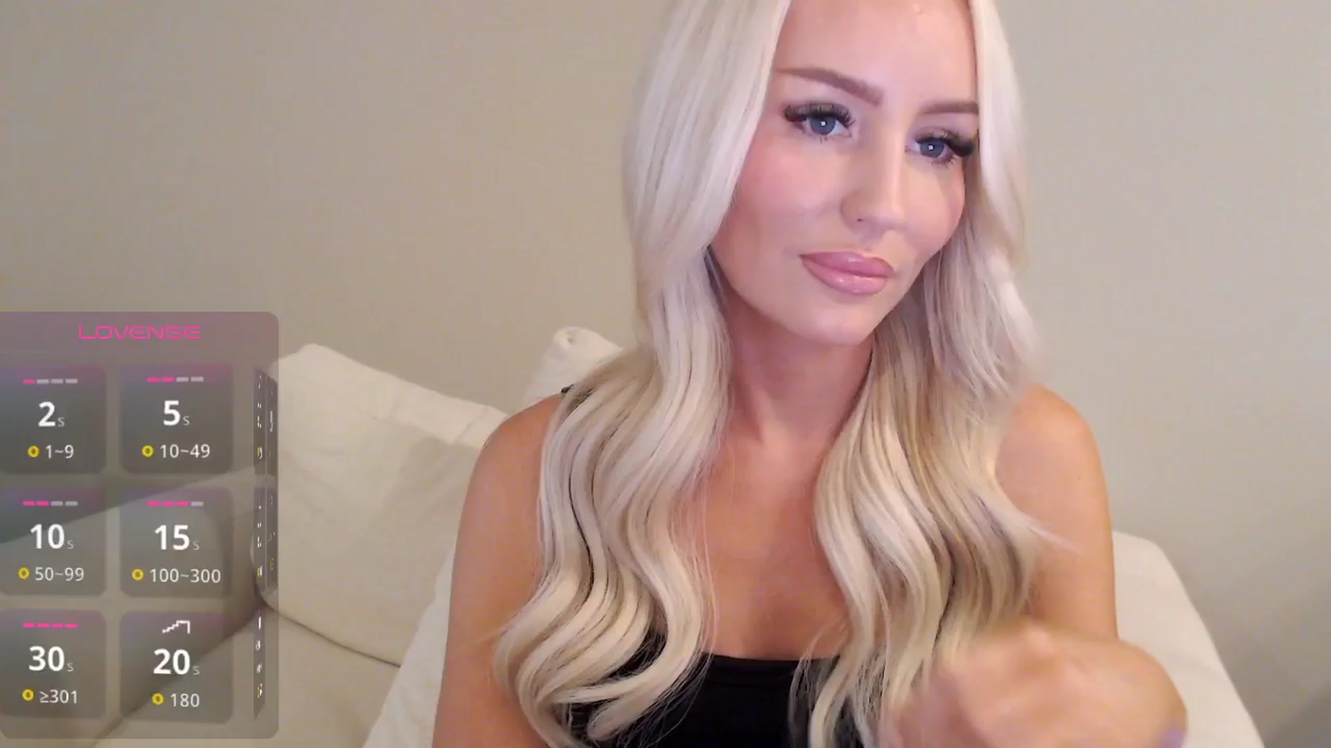 Gallery image thumbnail from Officialelsa's myfreecams stream on, 10/24/2025, 21:19 image 8 of 20