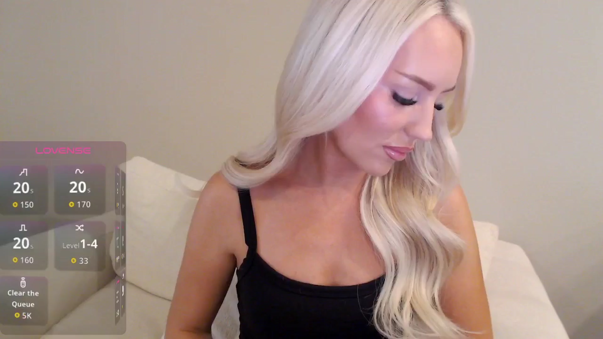 Gallery image thumbnail from Officialelsa's myfreecams stream on, 10/24/2025, 21:19 image 7 of 20