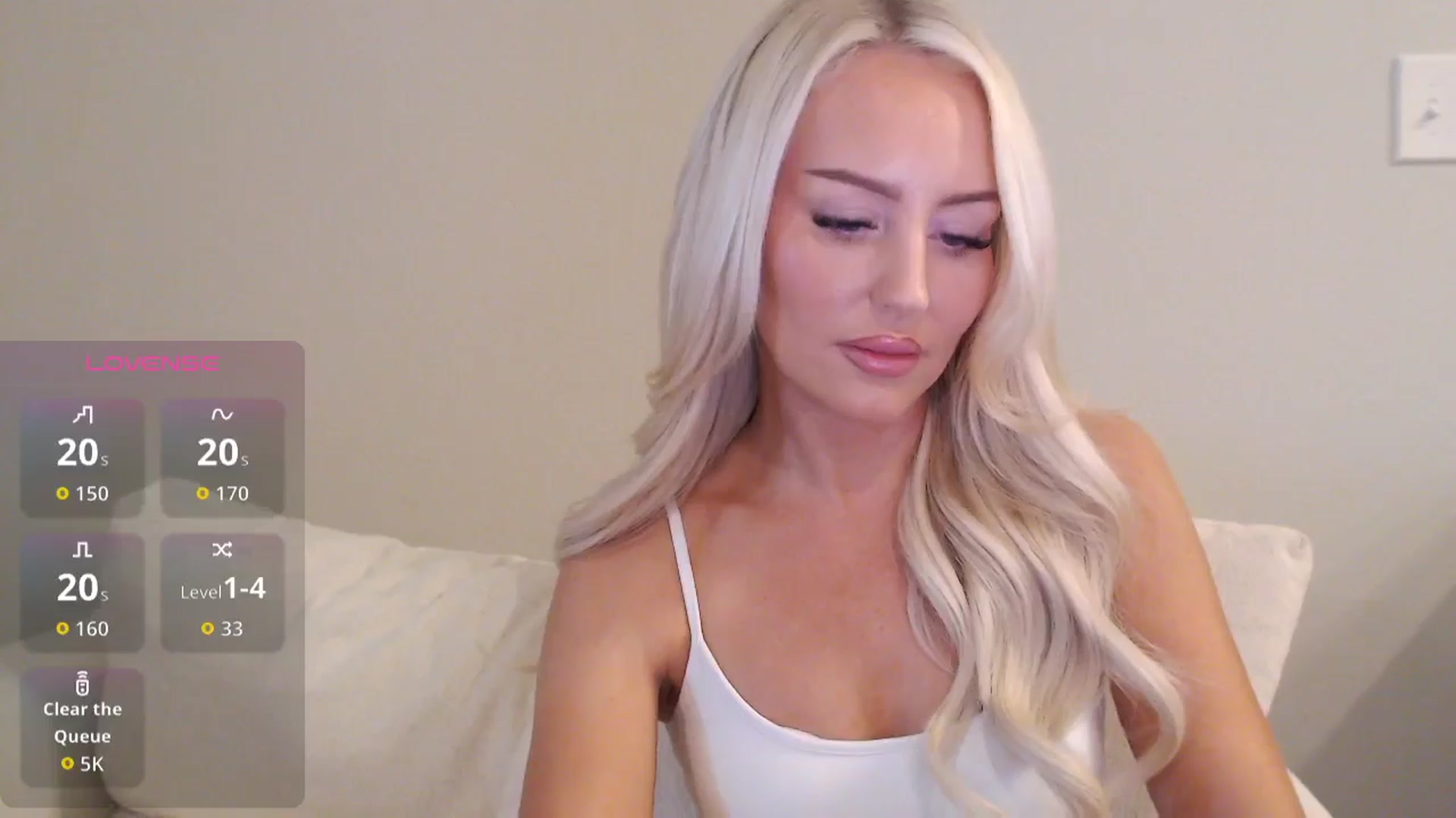 Gallery image thumbnail from Officialelsa's myfreecams stream on, 10/27/2025, 23:17 image 16 of 20