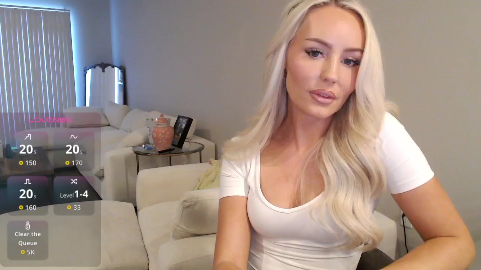 Gallery image thumbnail from Officialelsa's myfreecams stream on, 10/30/2025, 21:52 image 9 of 20