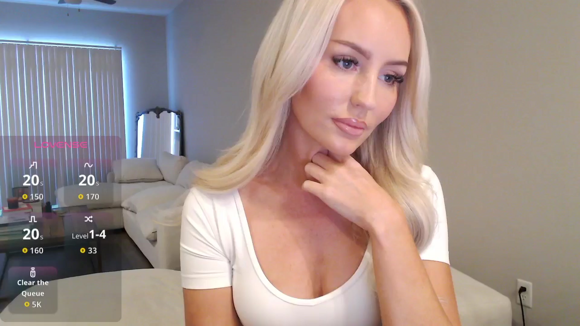 Gallery image thumbnail from Officialelsa's myfreecams stream on, 10/30/2025, 21:52 image 1 of 20
