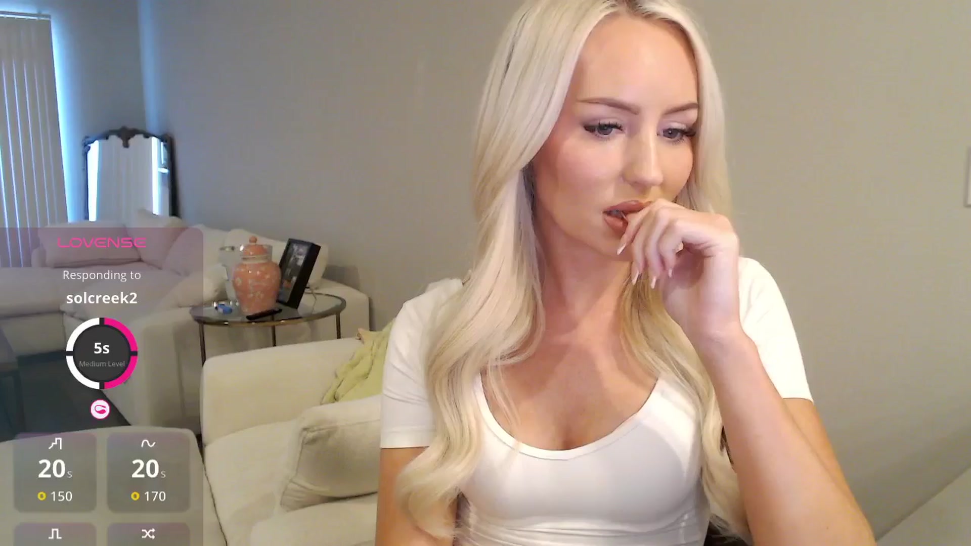Gallery image thumbnail from Officialelsa's myfreecams stream on, 10/30/2025, 23:21 image 1 of 20