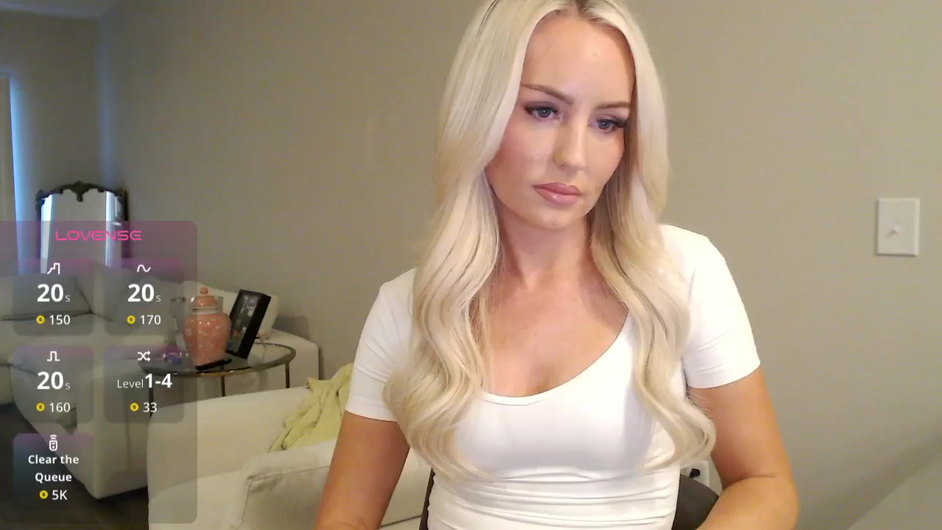 Gallery image thumbnail from Officialelsa's myfreecams stream on, 10/30/2025, 23:21 image 19 of 20