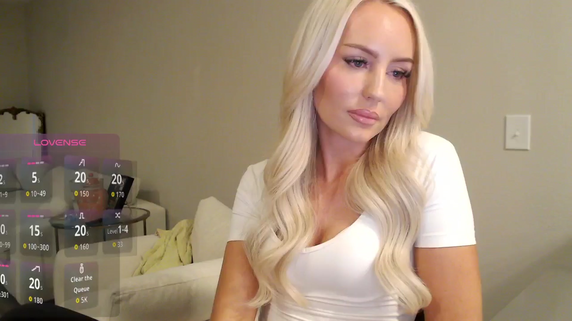 Gallery image thumbnail from Officialelsa's myfreecams stream on, 10/31/2025, 24:02 image 12 of 20