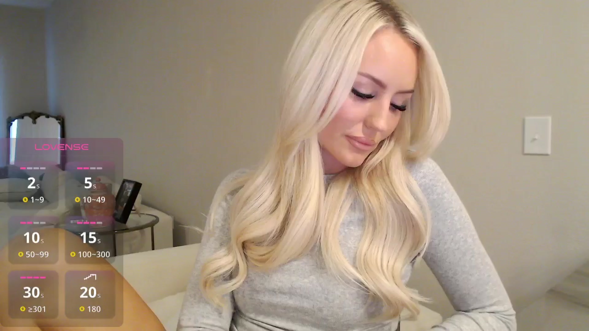 Gallery image thumbnail from Officialelsa's myfreecams stream on, 11/14/2025, 23:09 image 10 of 20