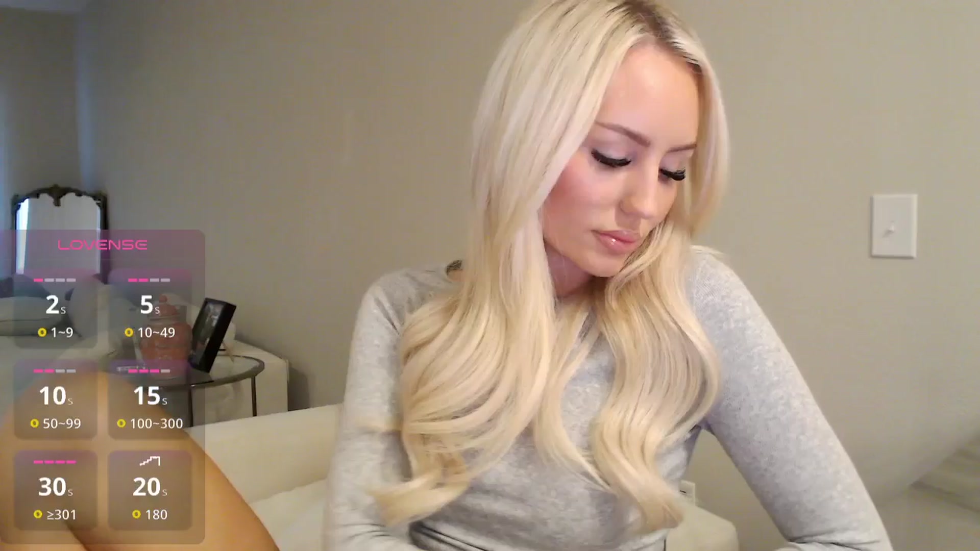 Gallery image thumbnail from Officialelsa's myfreecams stream on, 11/14/2025, 23:09 image 13 of 20