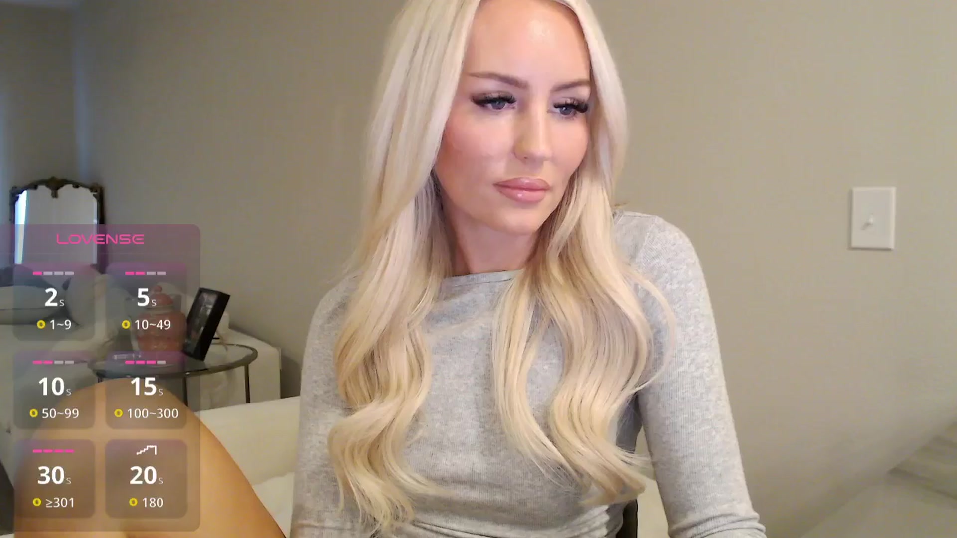 Gallery image thumbnail from Officialelsa's myfreecams stream on, 11/14/2025, 23:09 image 20 of 20