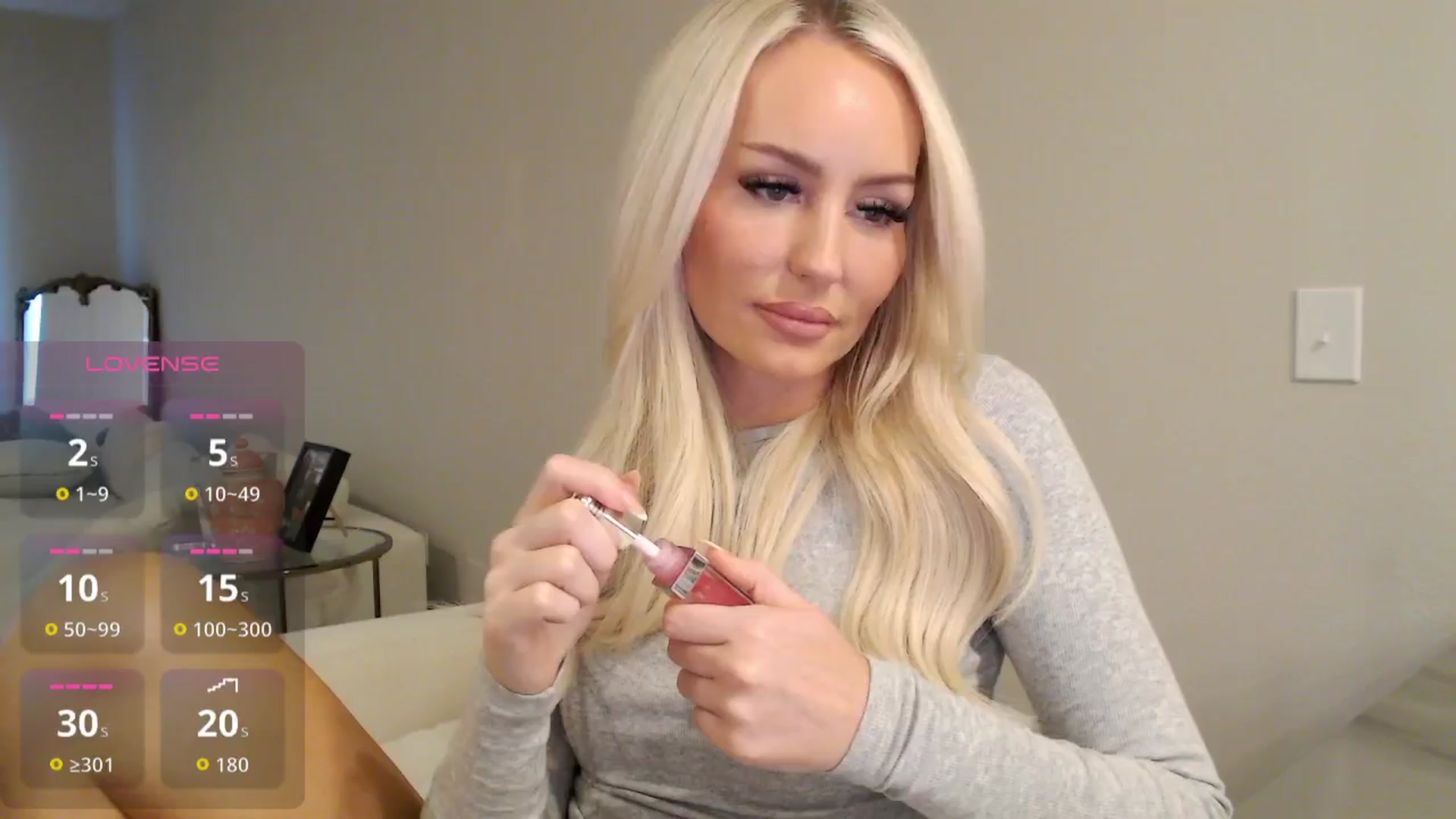 Gallery image thumbnail from Officialelsa's myfreecams stream on, 11/14/2025, 23:09 image 9 of 20
