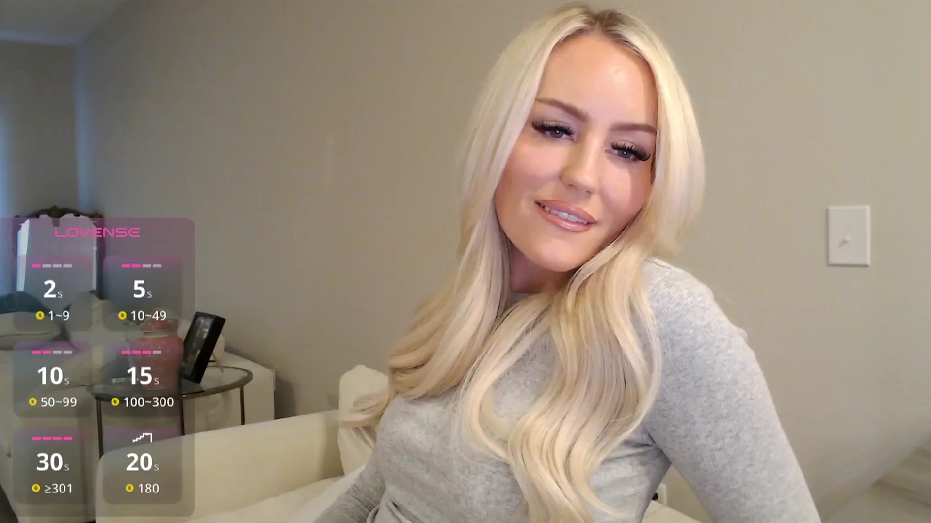 Gallery image thumbnail from Officialelsa's myfreecams stream on, 11/14/2025, 23:09 image 7 of 20