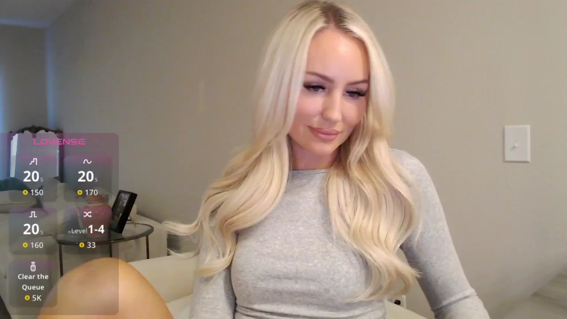 Gallery image thumbnail from Officialelsa's myfreecams stream on, 11/14/2025, 23:09 image 2 of 20