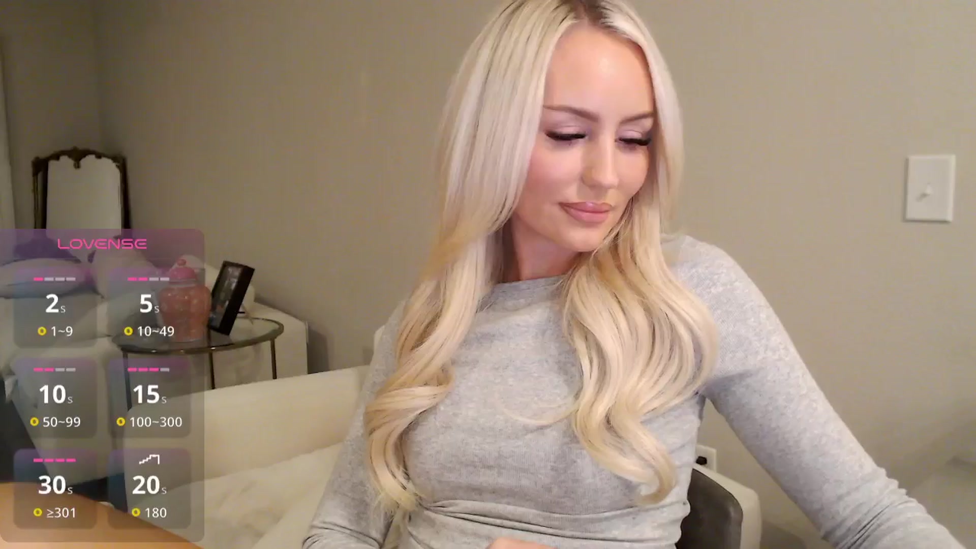 Gallery image thumbnail from Officialelsa's myfreecams stream on, 11/15/2025, 24:21 image 20 of 20