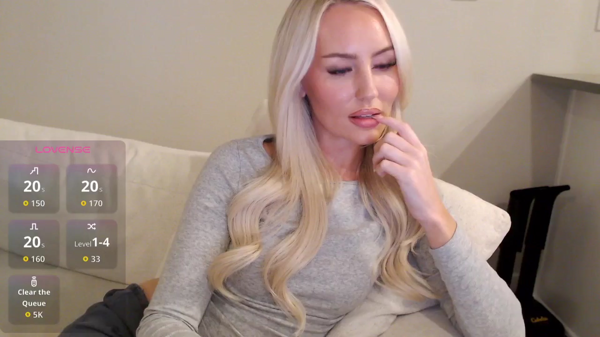Gallery image thumbnail from Officialelsa's myfreecams stream on, 11/15/2025, 02:07 image 7 of 20