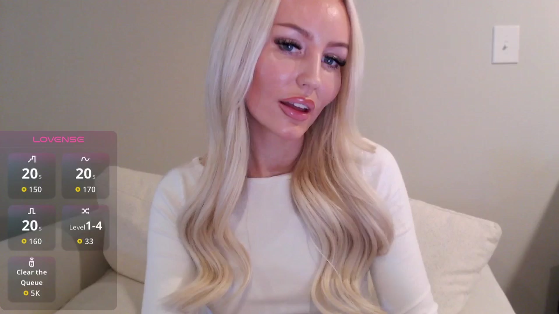 Gallery image thumbnail from Officialelsa's myfreecams stream on, 11/15/2025, 19:18 image 19 of 20