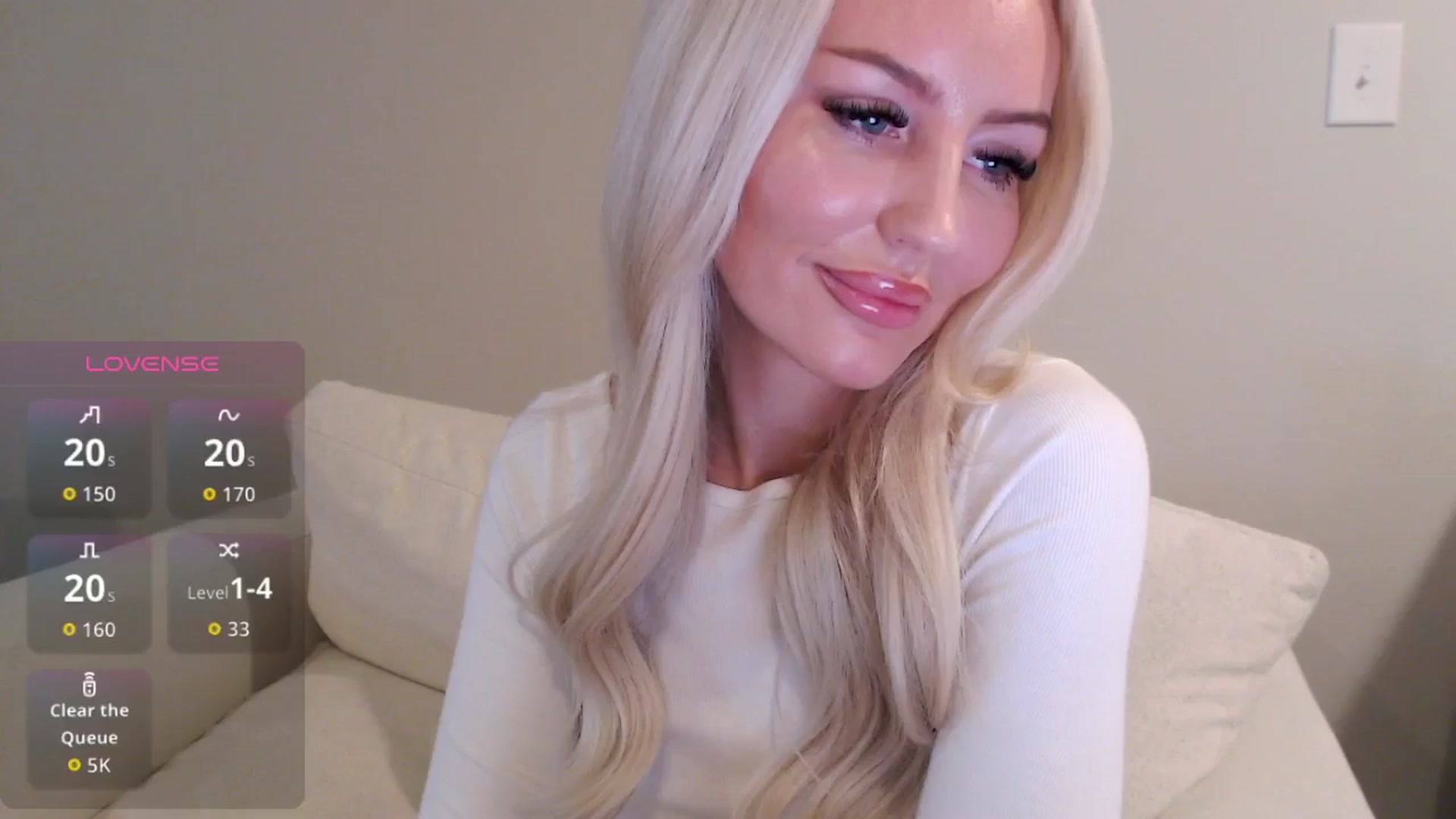 Gallery image thumbnail from Officialelsa's myfreecams stream on, 11/15/2025, 19:18 image 20 of 20