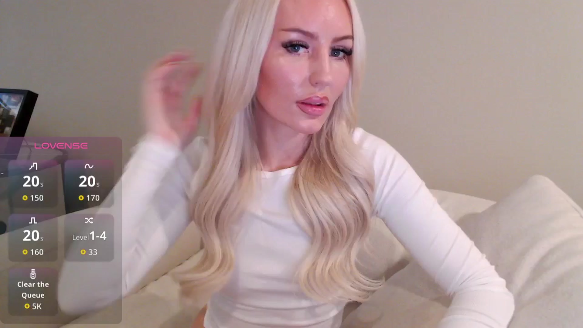 Gallery image thumbnail from Officialelsa's myfreecams stream on, 11/15/2025, 19:18 image 4 of 20