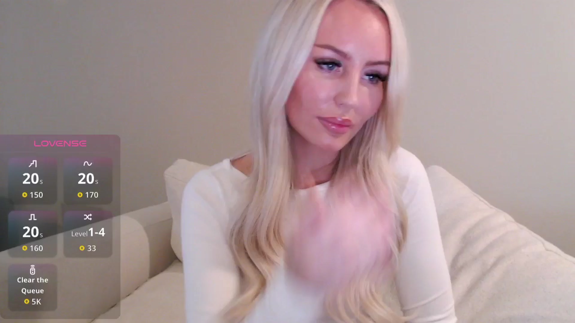 Gallery image thumbnail from Officialelsa's myfreecams stream on, 11/15/2025, 19:18 image 13 of 20