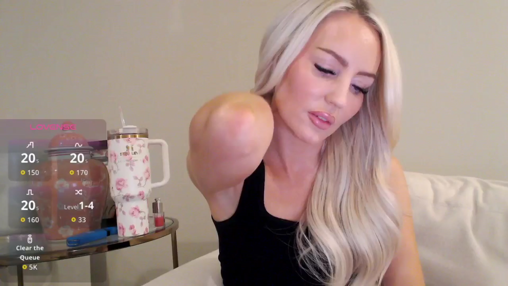 Gallery image thumbnail from Officialelsa's myfreecams stream on, 11/17/2025, 22:47 image 20 of 20