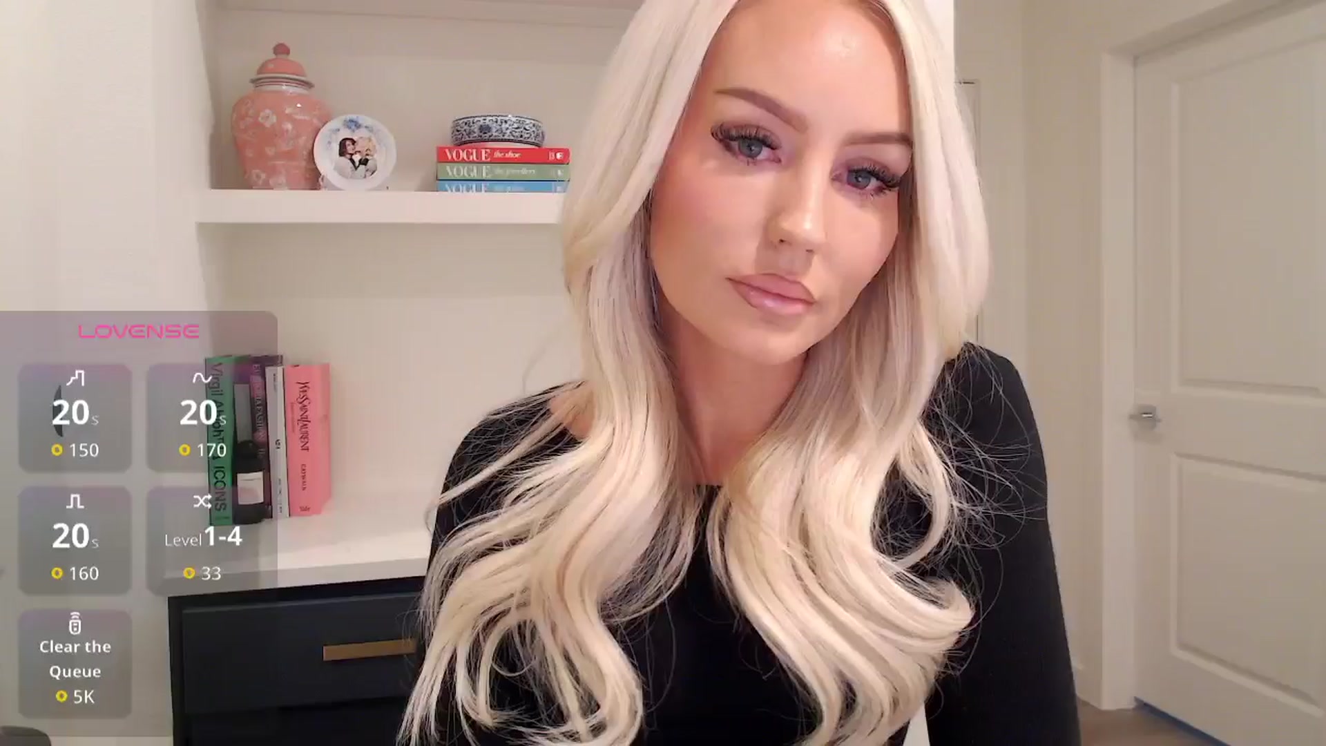 Gallery image thumbnail from Officialelsa's myfreecams stream on, 12/04/2025, 21:50 image 3 of 20