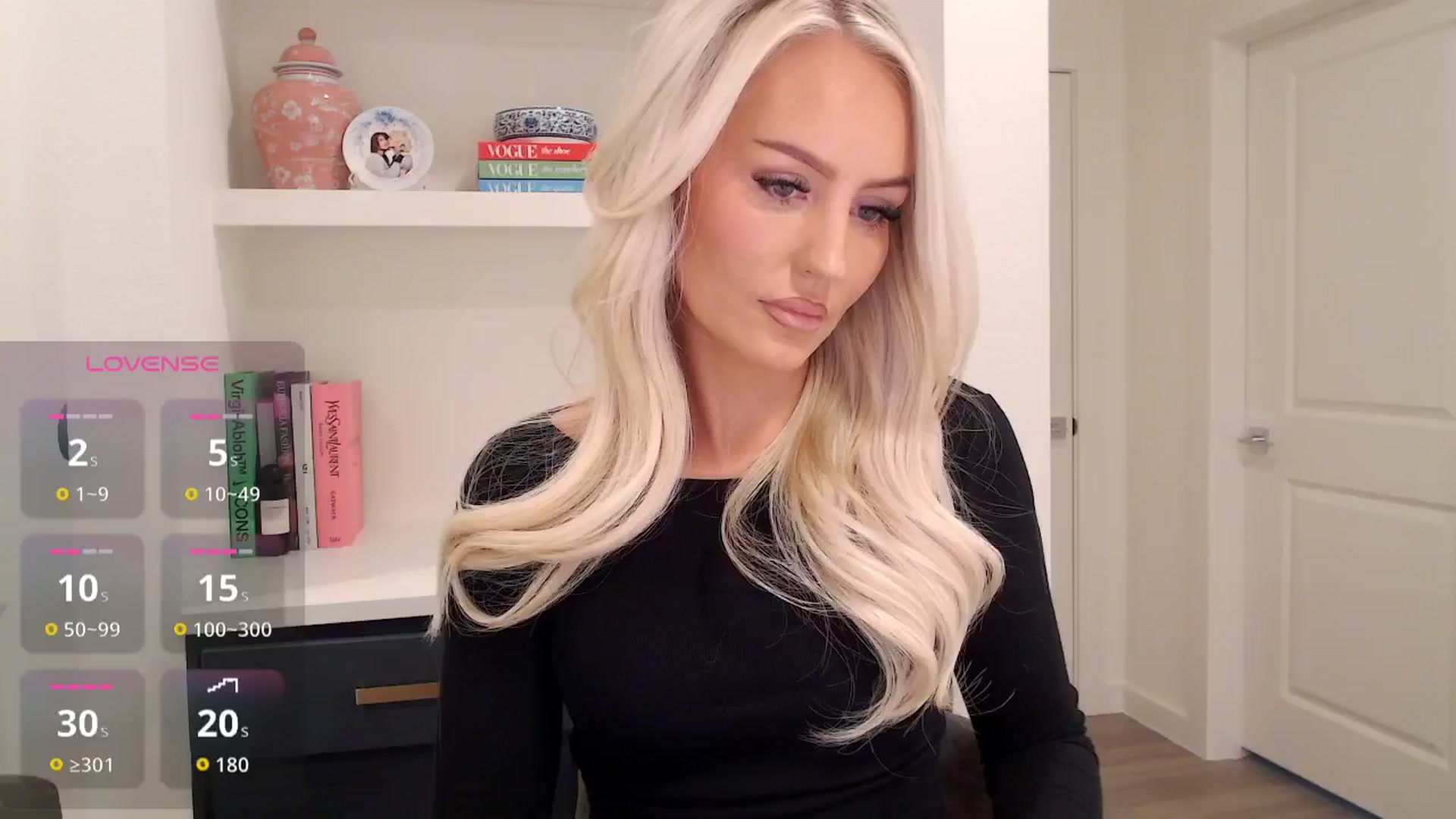 Gallery image thumbnail from Officialelsa's myfreecams stream on, 12/04/2025, 21:50 image 10 of 20