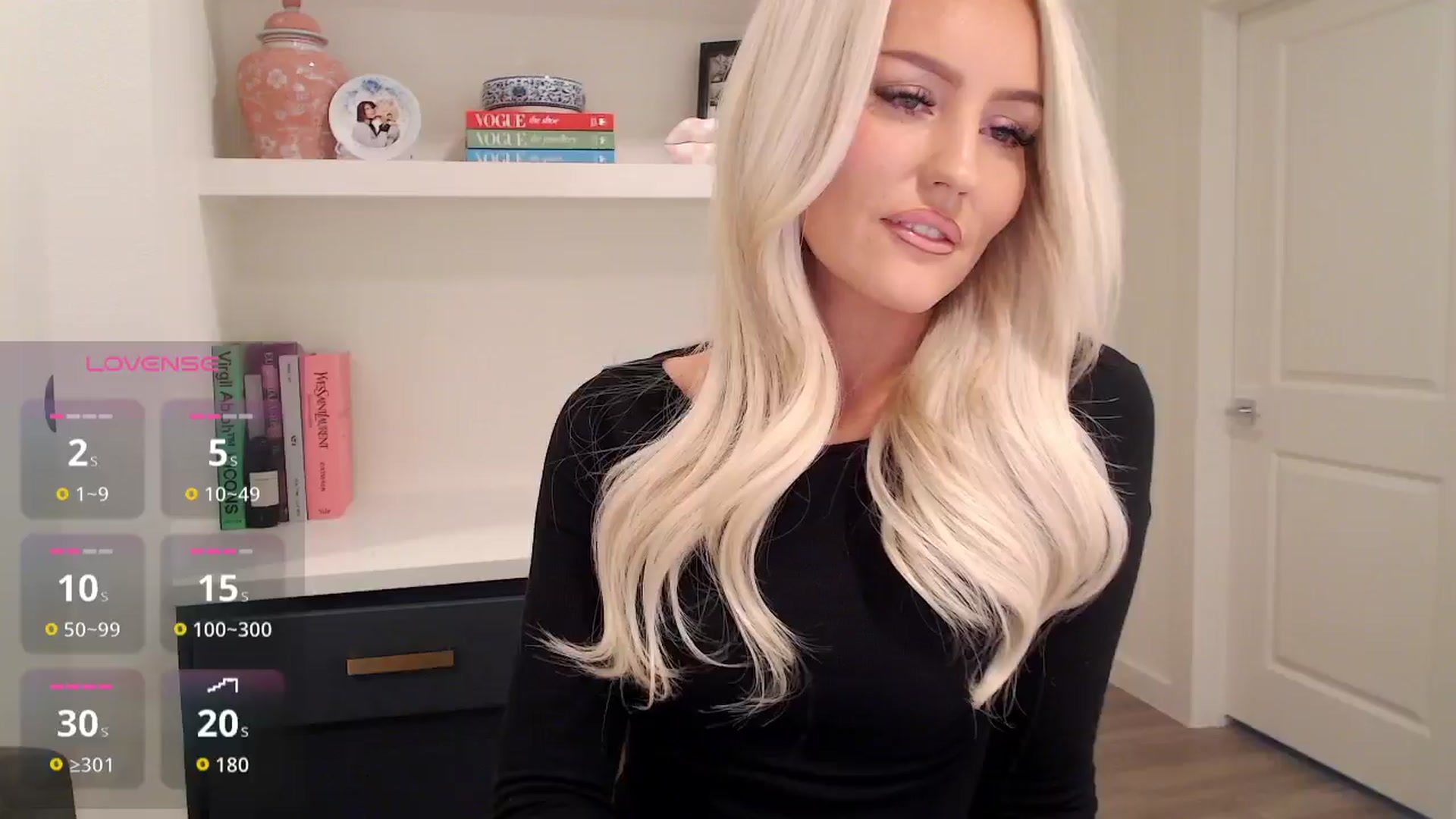 Gallery image thumbnail from Officialelsa's myfreecams stream on, 12/04/2025, 21:50 image 13 of 20