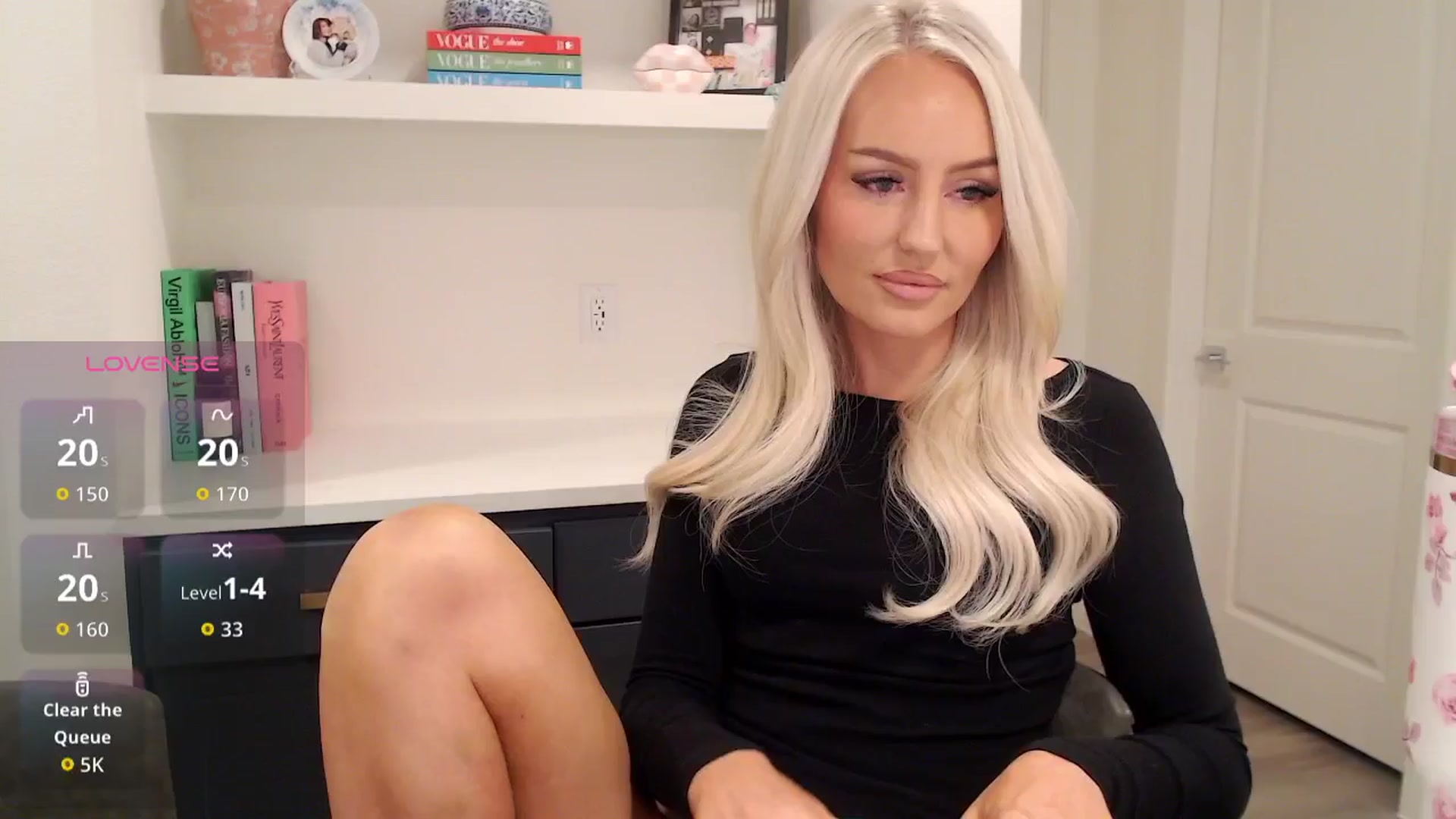 Gallery image thumbnail from Officialelsa's myfreecams stream on, 12/05/2025, 24:21 image 1 of 20