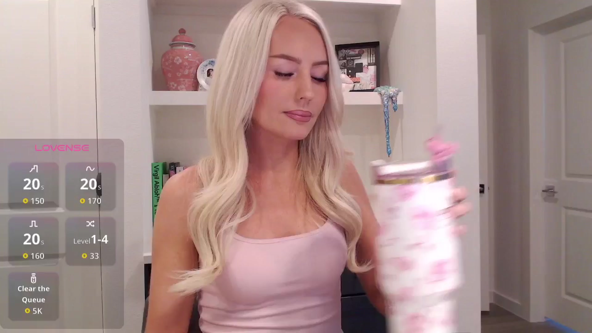 Gallery image thumbnail from Officialelsa's myfreecams stream on, 12/06/2025, 21:59 image 12 of 20
