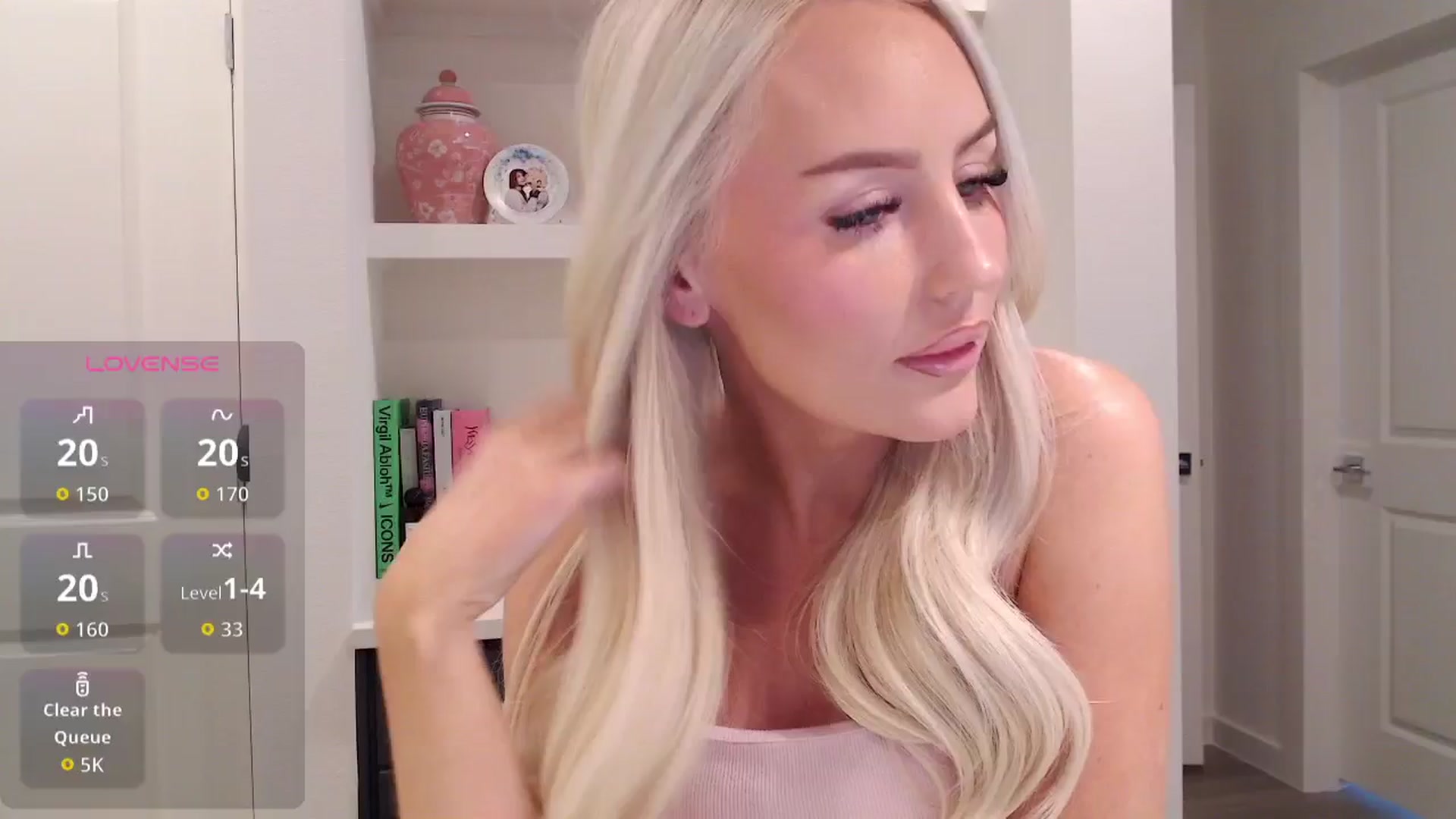 Gallery image thumbnail from Officialelsa's myfreecams stream on, 12/06/2025, 21:59 image 7 of 20