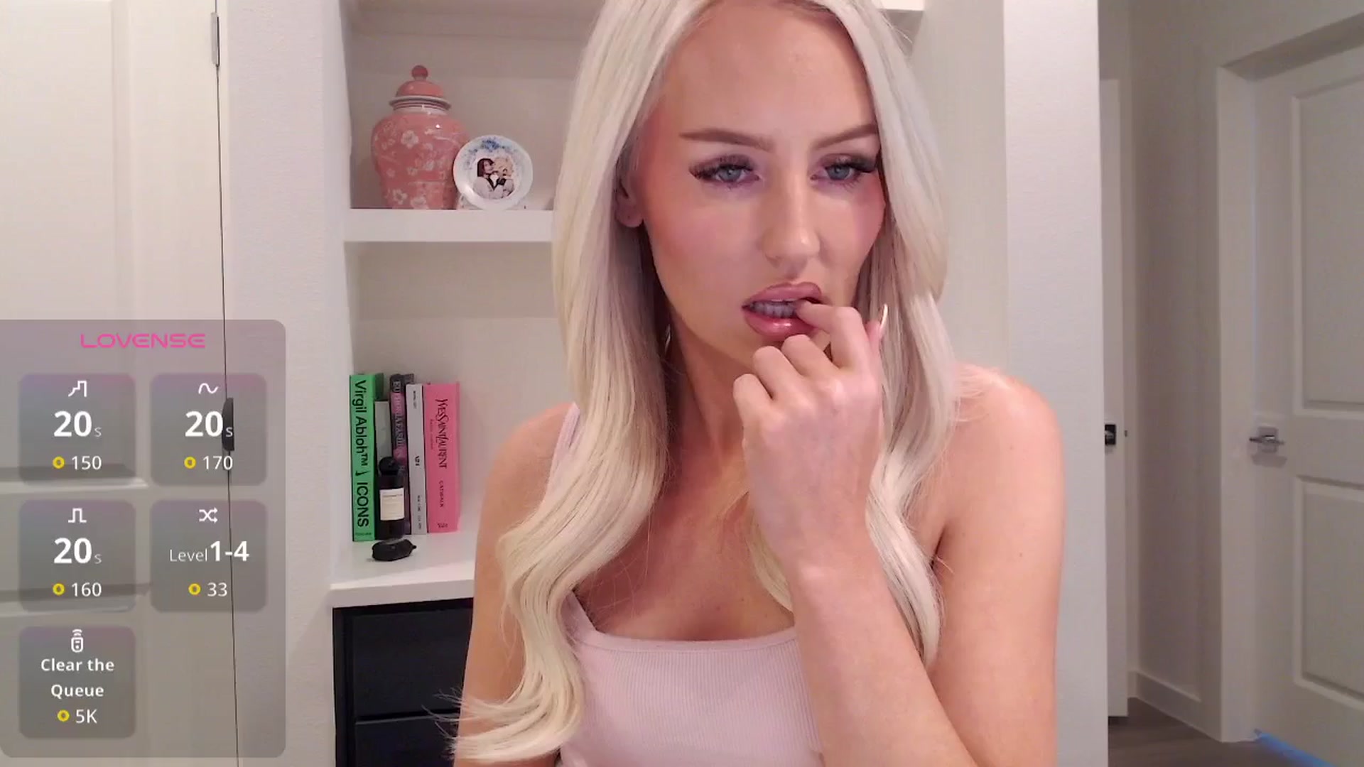 Gallery image thumbnail from Officialelsa's myfreecams stream on, 12/06/2025, 21:59 image 8 of 20