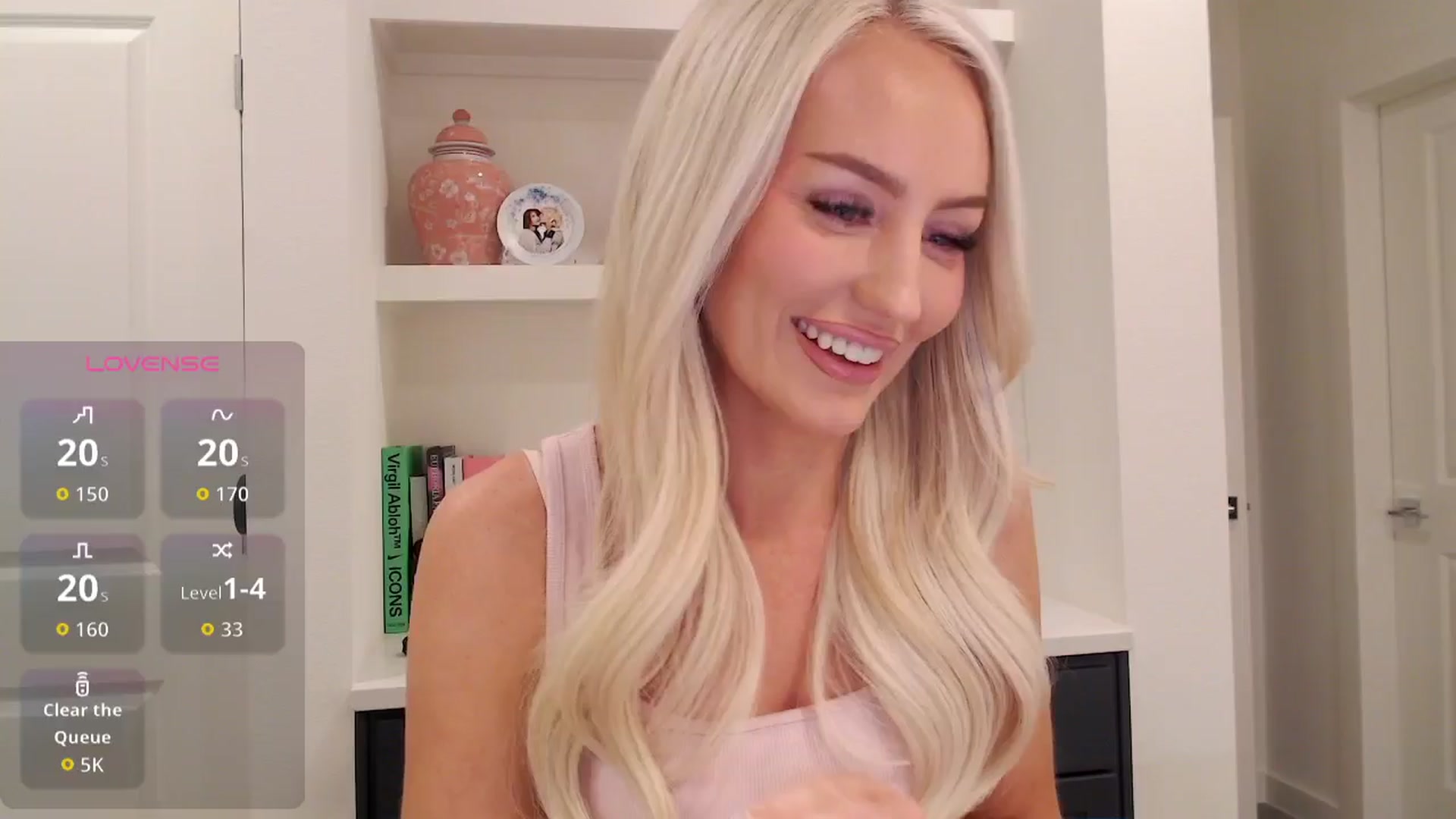 Gallery image thumbnail from Officialelsa's myfreecams stream on, 12/07/2025, 01:15 image 11 of 20