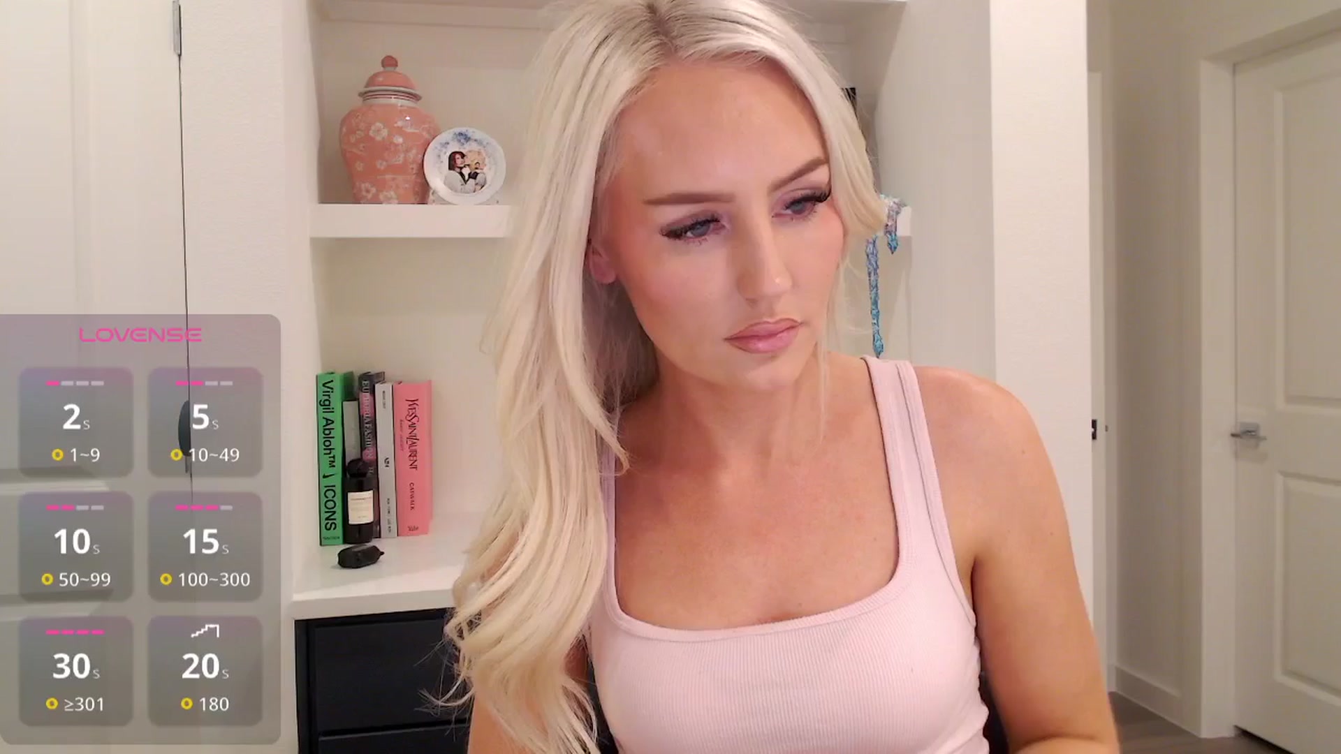 Gallery image thumbnail from Officialelsa's myfreecams stream on, 12/07/2025, 05:18 image 16 of 20
