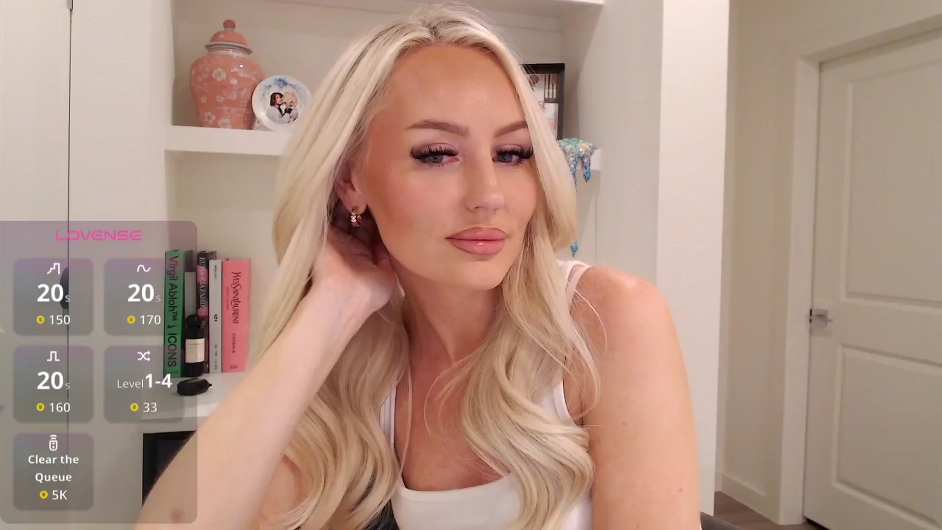 Gallery image thumbnail from Officialelsa's myfreecams stream on, 12/11/2025, 07:01 image 10 of 20
