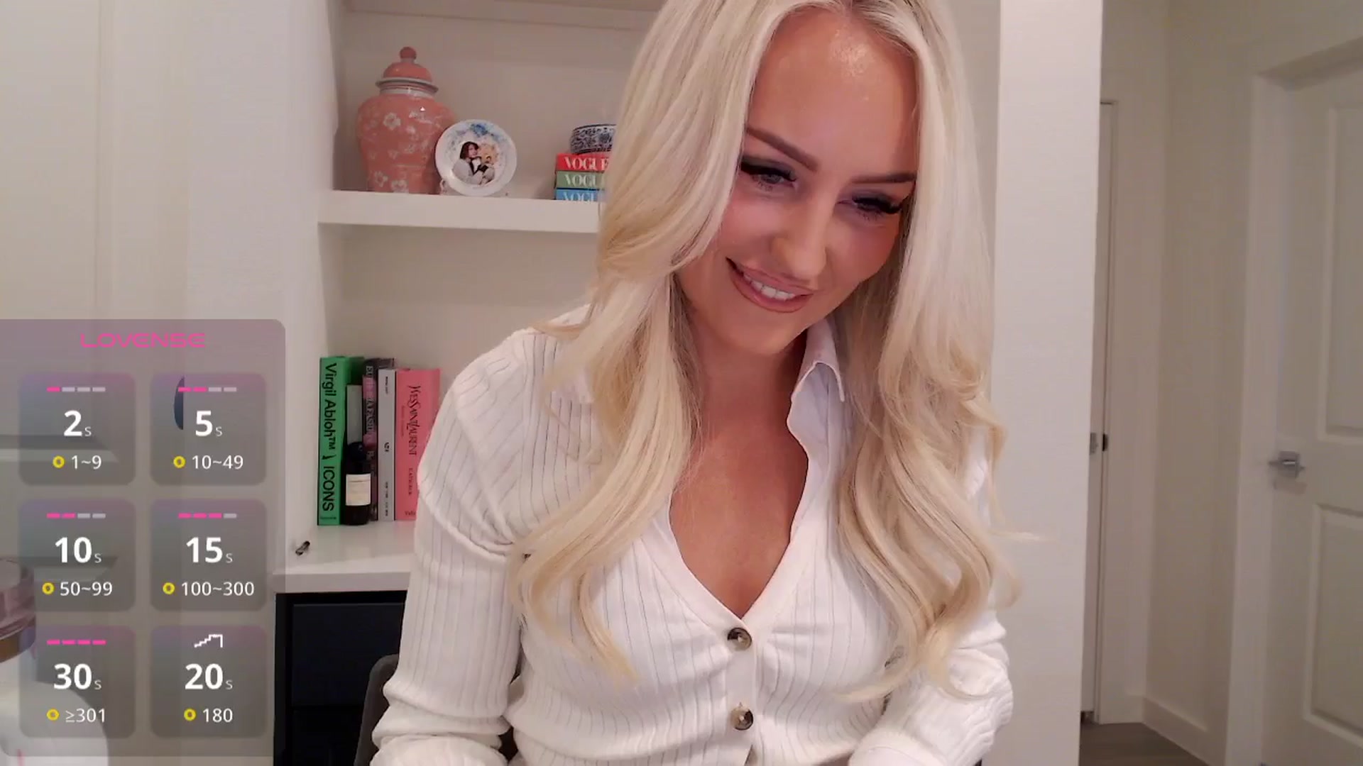 Gallery image thumbnail from Officialelsa's myfreecams stream on, 12/12/2025, 21:16 image 12 of 20