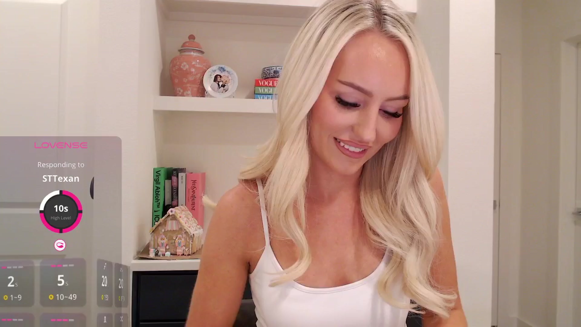 Gallery image thumbnail from Officialelsa's myfreecams stream on, 12/16/2025, 06:00 image 17 of 20