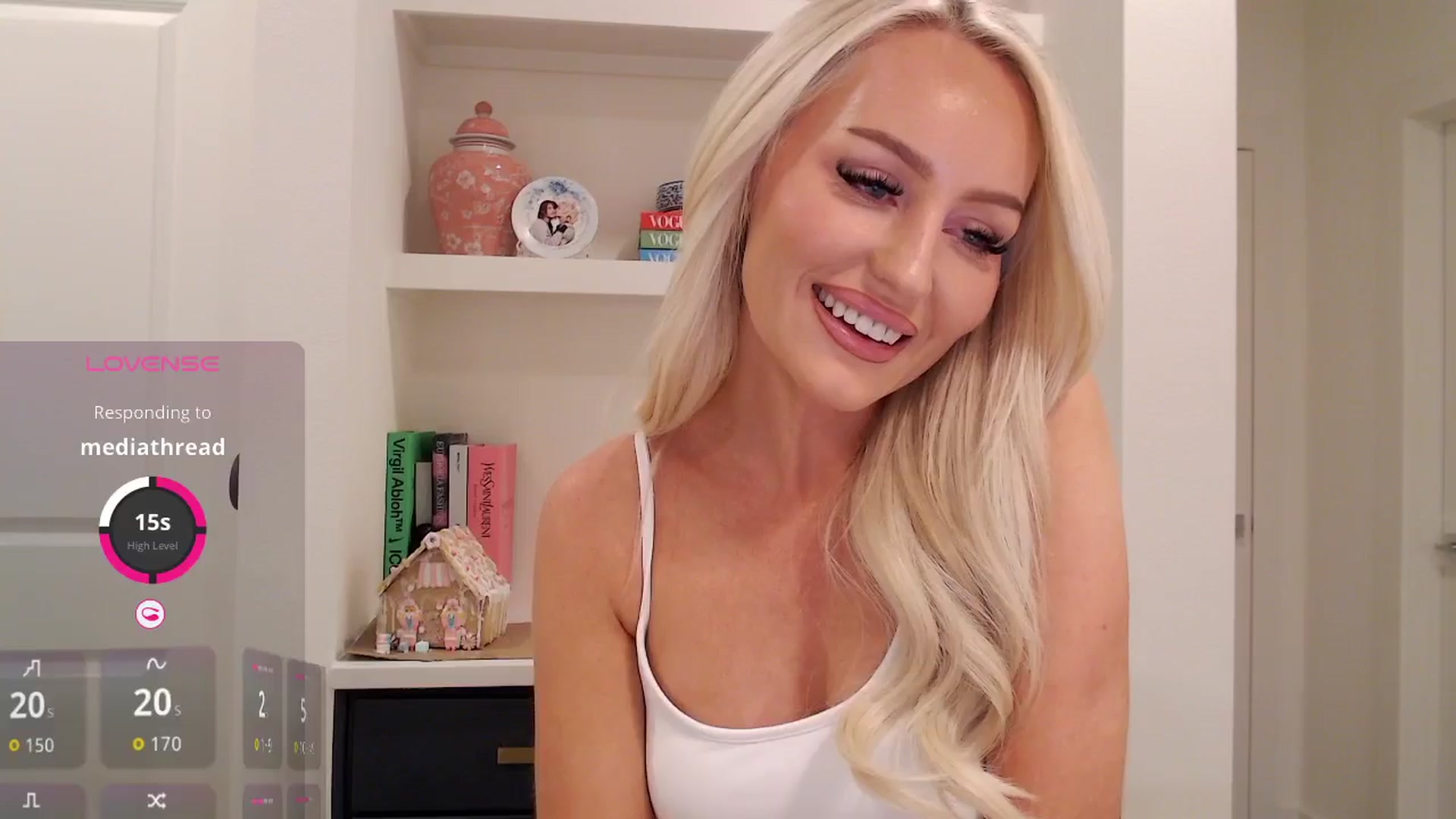 Gallery image thumbnail from Officialelsa's myfreecams stream on, 12/16/2025, 06:00 image 14 of 20