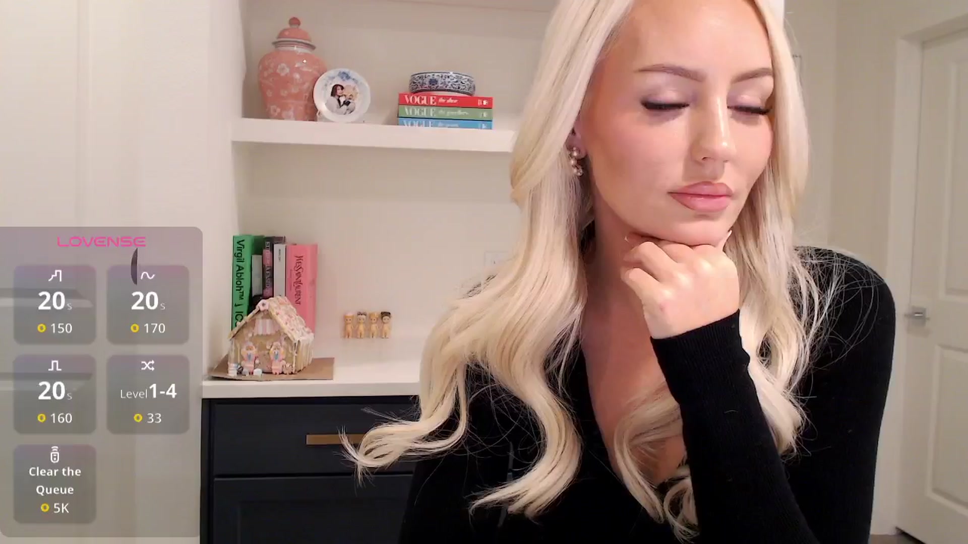 Gallery image thumbnail from Officialelsa's myfreecams stream on, 12/16/2025, 22:50 image 2 of 20
