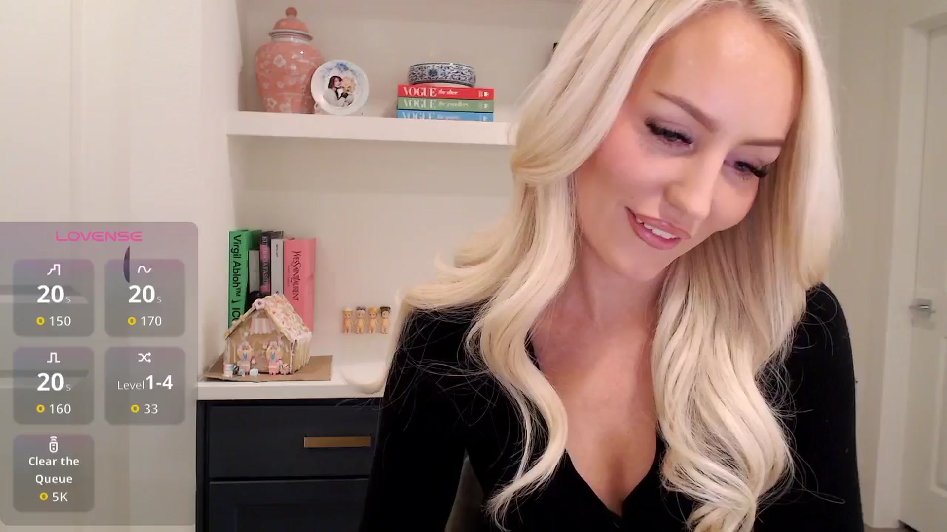 Gallery image thumbnail from Officialelsa's myfreecams stream on, 12/16/2025, 22:50 image 12 of 20