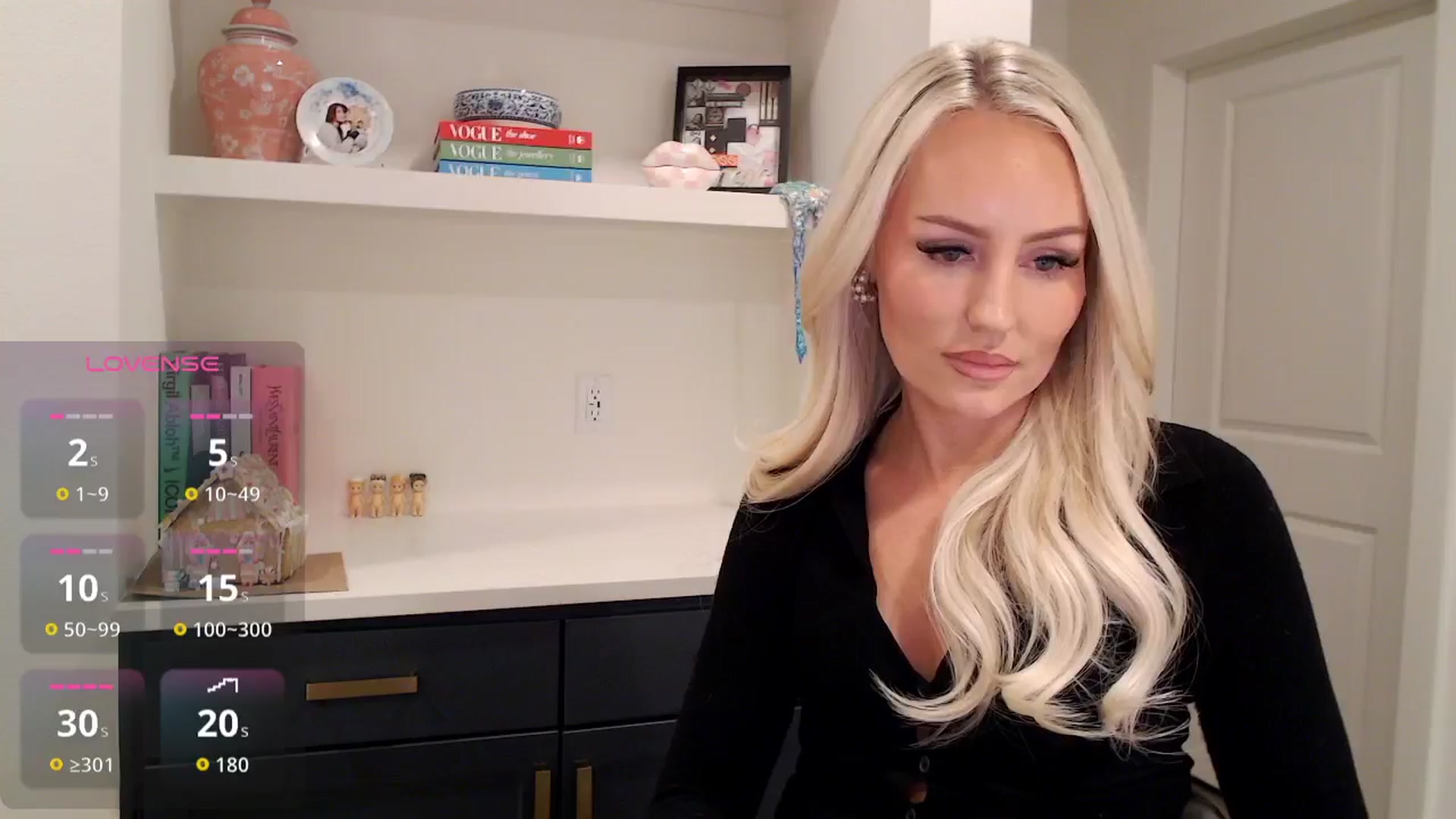 Gallery image thumbnail from Officialelsa's myfreecams stream on, 12/17/2025, 02:12 image 15 of 20