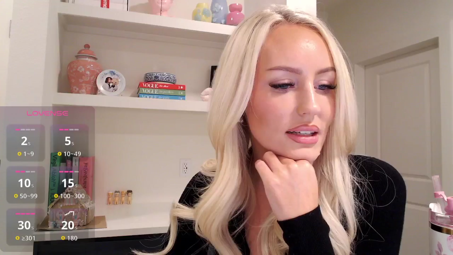 Gallery image thumbnail from Officialelsa's myfreecams stream on, 12/17/2025, 02:12 image 8 of 20