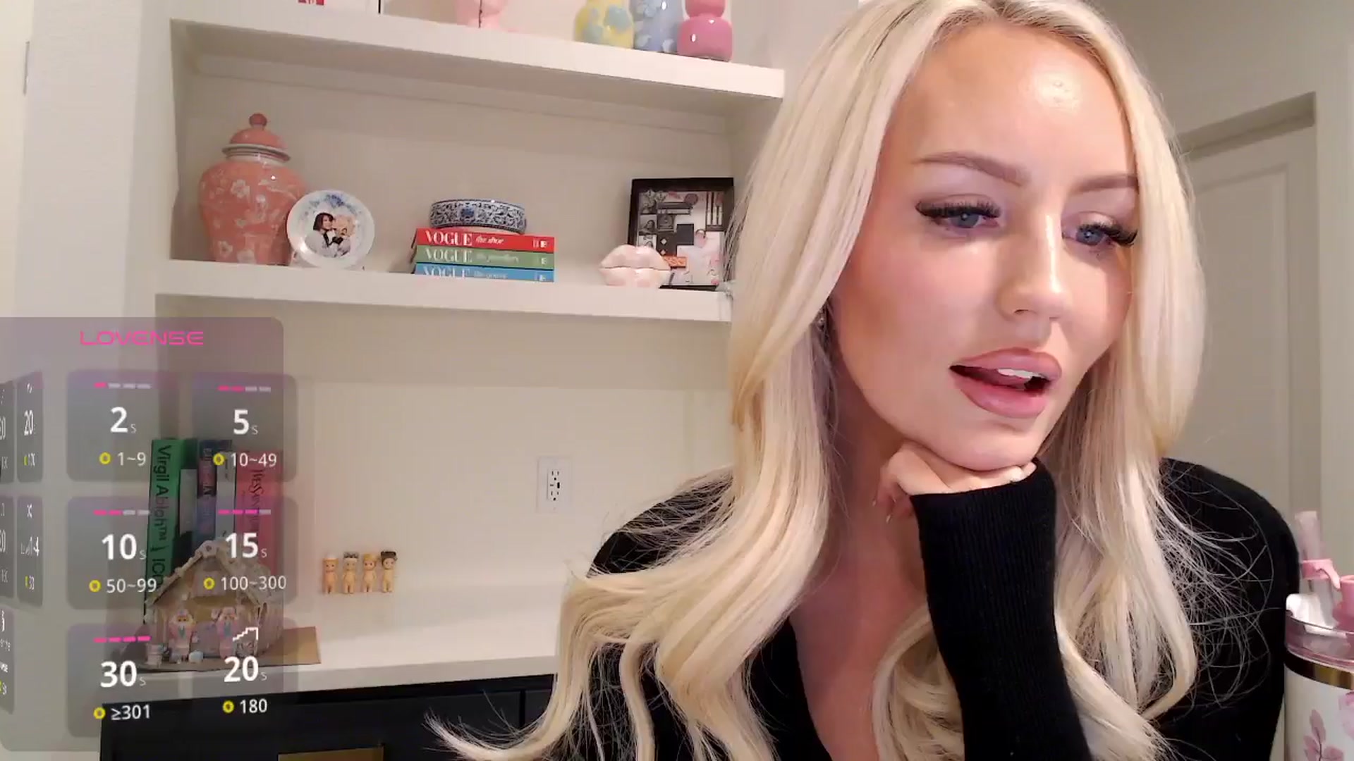 Gallery image thumbnail from Officialelsa's myfreecams stream on, 12/17/2025, 02:12 image 3 of 20