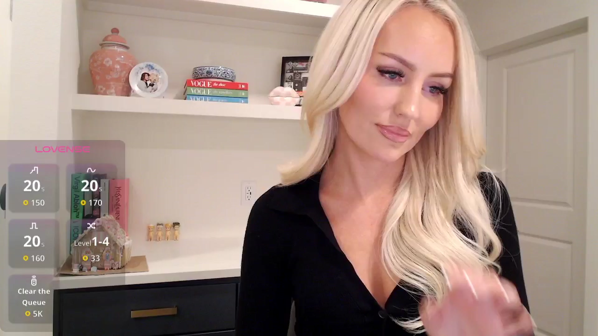 Gallery image thumbnail from Officialelsa's myfreecams stream on, 12/17/2025, 05:24 image 1 of 20