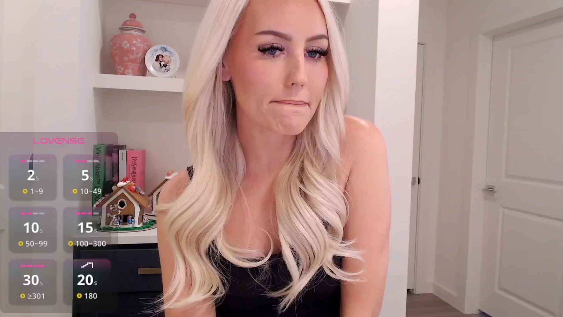 Gallery image thumbnail from Officialelsa's myfreecams stream on, 01/07/2026, 21:18 image 3 of 20