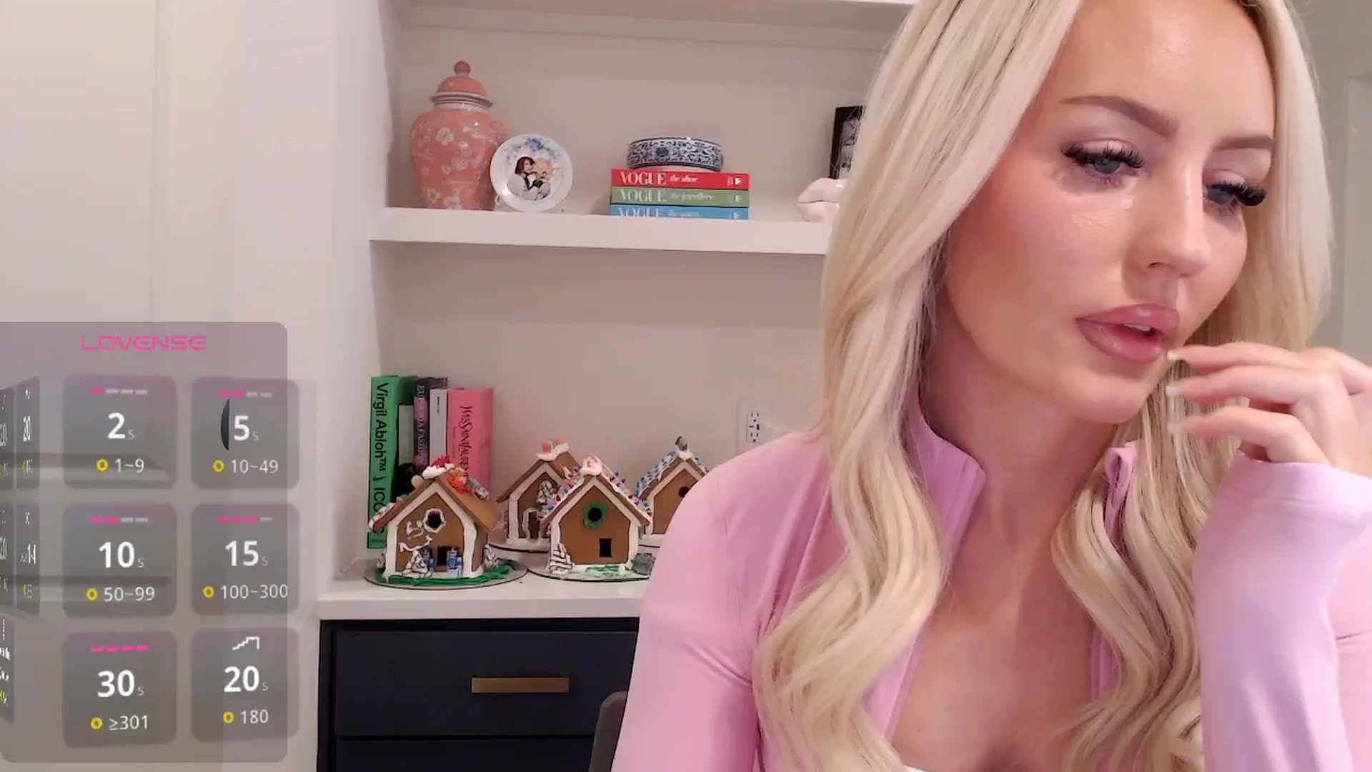 Gallery image thumbnail from Officialelsa's myfreecams stream on, 01/10/2026, 21:00 image 11 of 20
