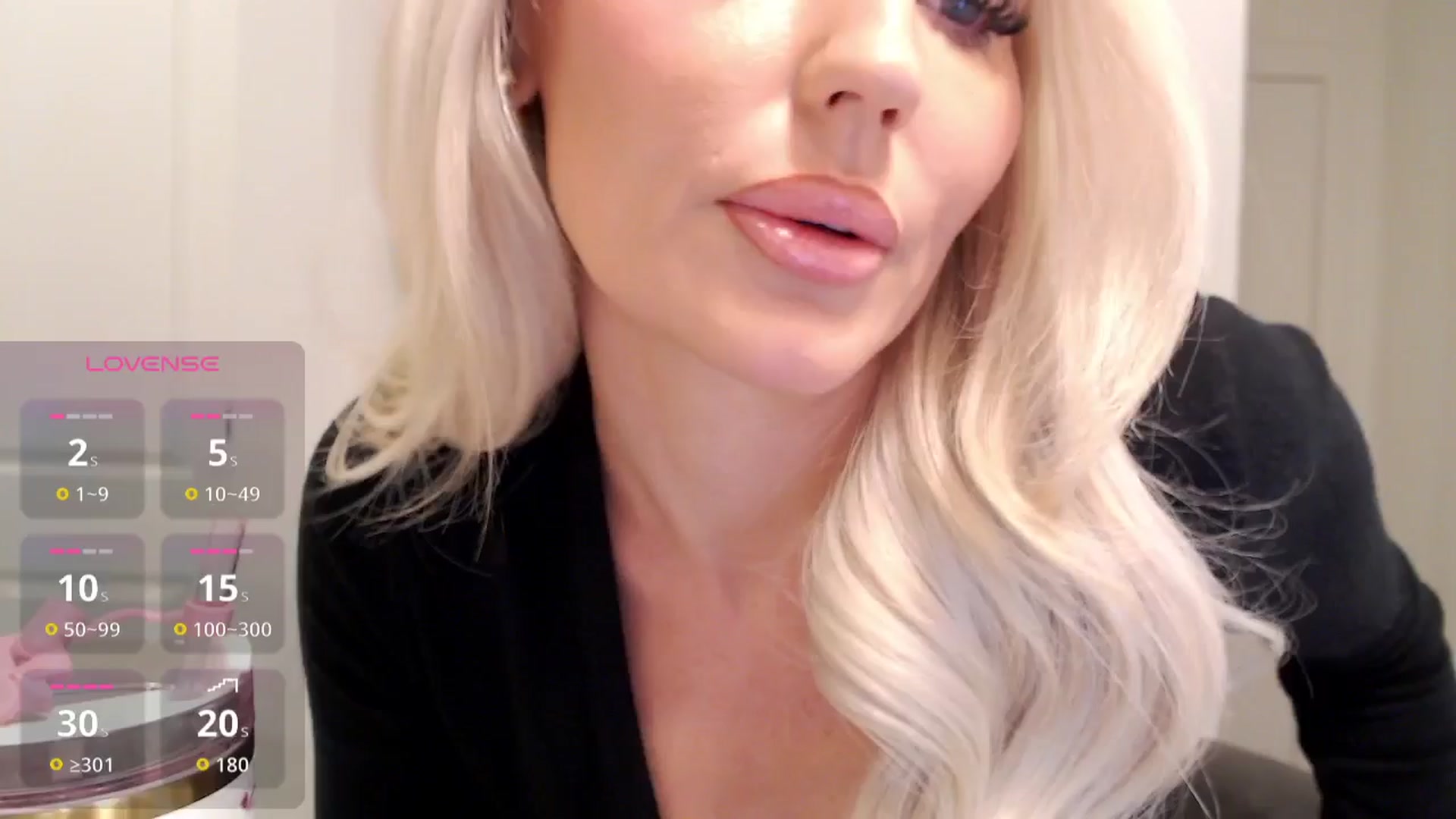 Gallery image thumbnail from Officialelsa's myfreecams stream on, 01/20/2026, 23:05 image 11 of 20