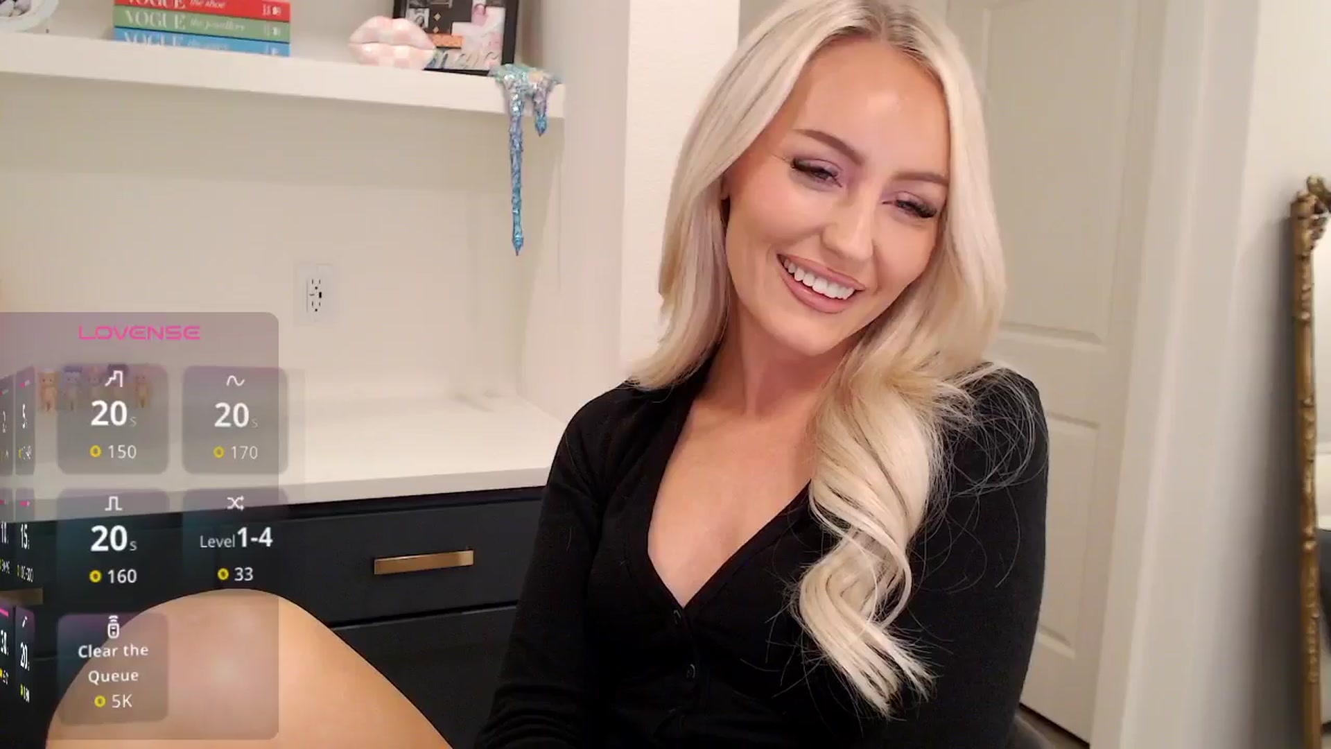 Gallery image thumbnail from Officialelsa's myfreecams stream on, 01/21/2026, 04:19 image 7 of 20