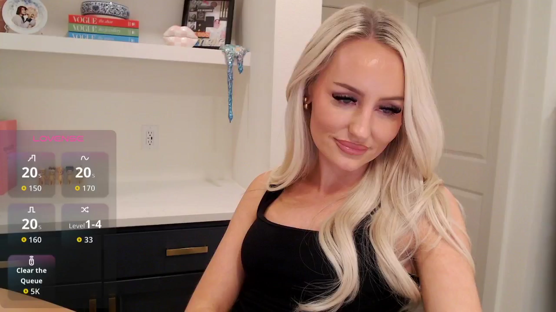 Gallery image thumbnail from Officialelsa's myfreecams stream on, 01/22/2026, 07:42 image 17 of 20