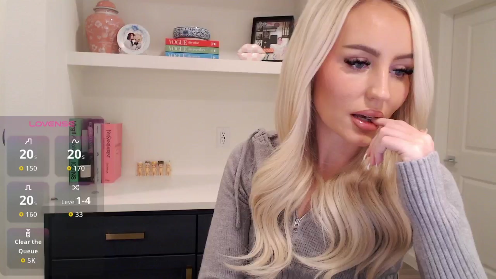 Gallery image thumbnail from Officialelsa's myfreecams stream on, 01/24/2026, 23:15 image 9 of 20