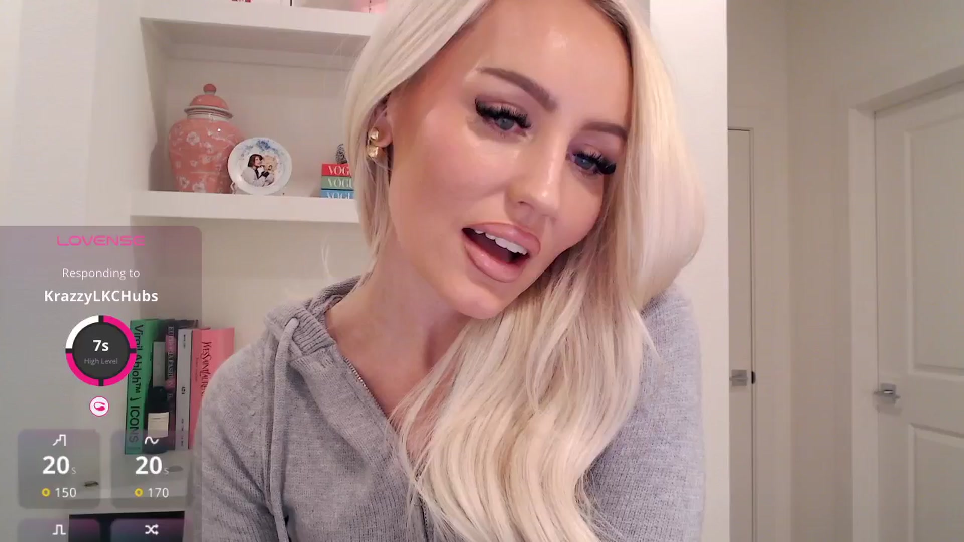 Gallery image thumbnail from Officialelsa's myfreecams stream on, 01/25/2026, 24:13 image 20 of 20